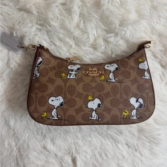 Coach X Peanuts Teri Shoulder Bag In Signature Canvas With Snoopy Print - Picture 1 of 7